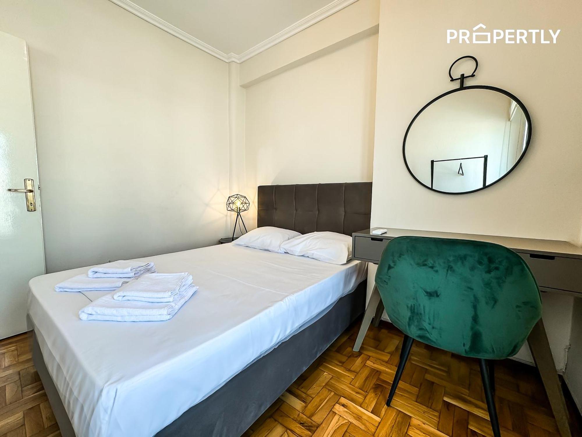 Thea Deluxe Loft Apartment Tesalonika Bagian luar foto