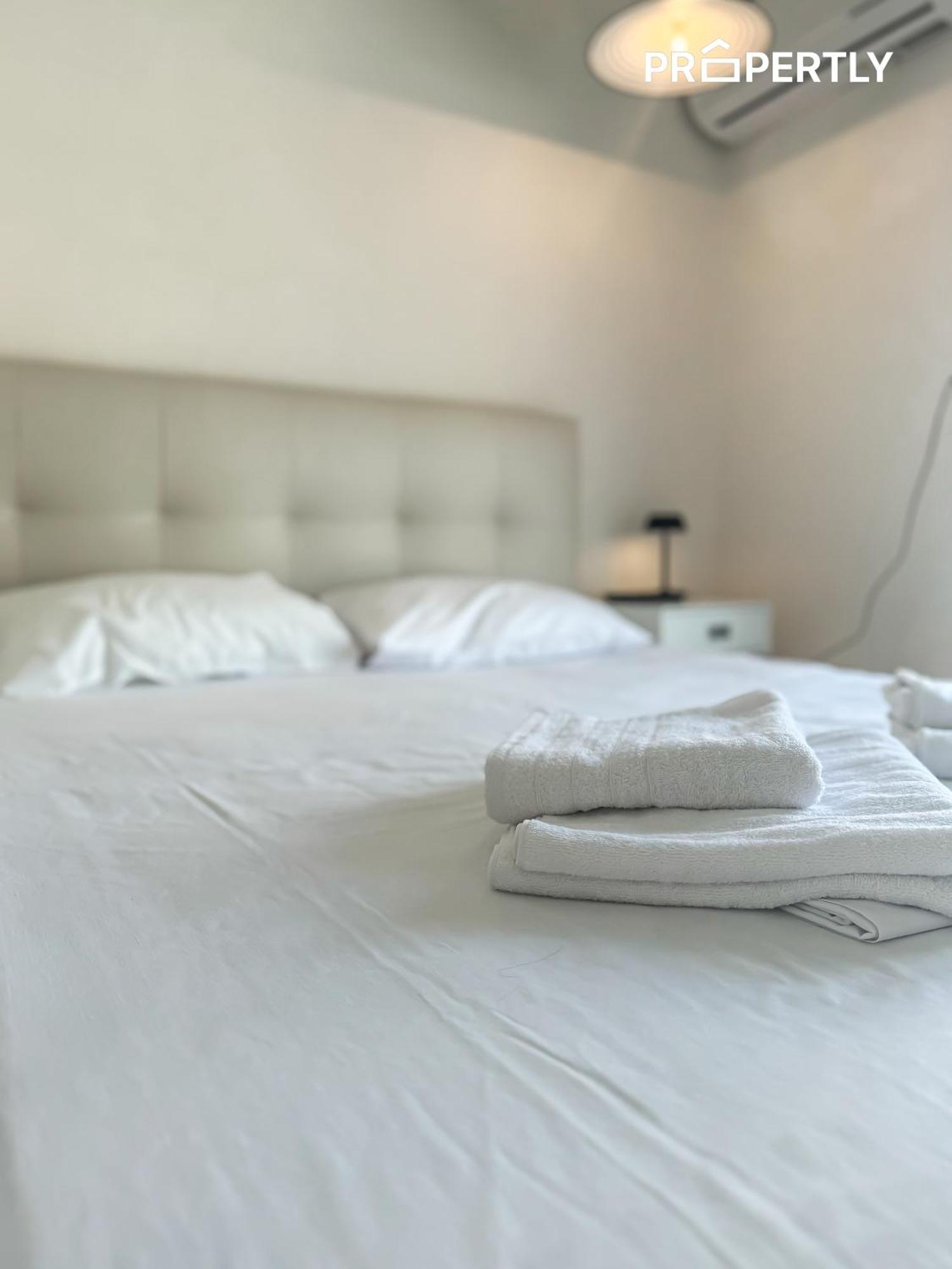 Thea Deluxe Loft Apartment Tesalonika Bagian luar foto